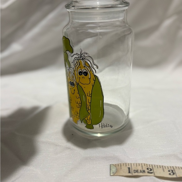 Vintage Hildi Glass Canister with Anthropomorphic Veggies - Picture 3 of 5